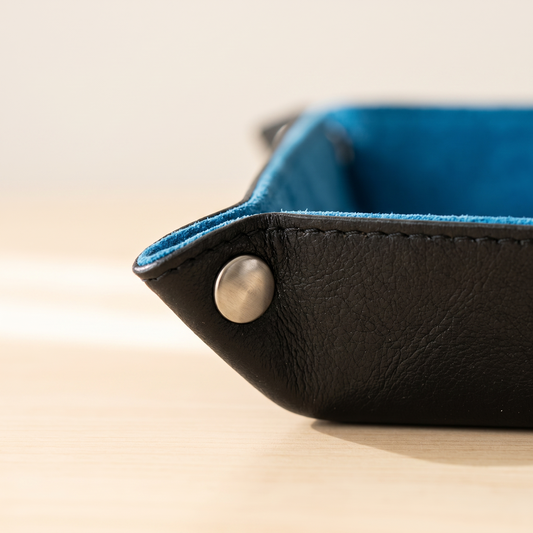 Hexagonal Leather Dice Tray detail image