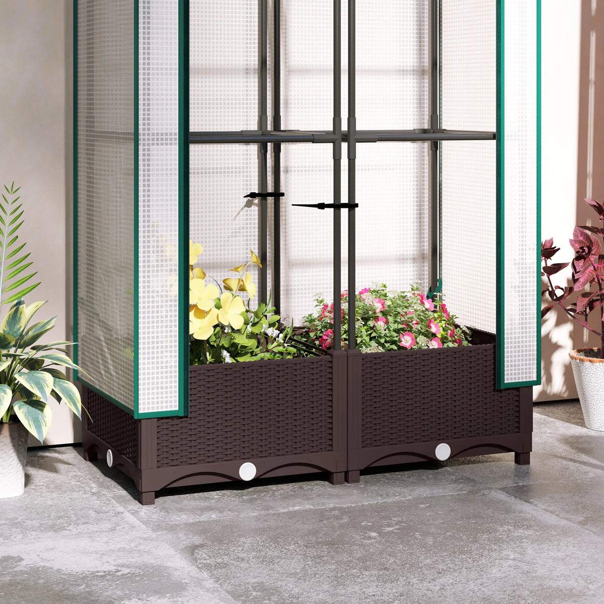 Raised Planter Bed with Trellis