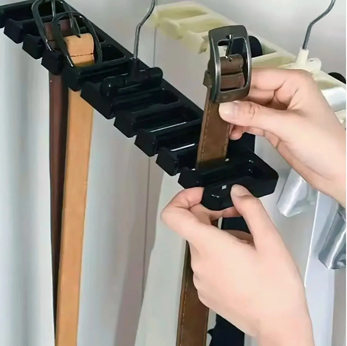 Rotating Belt & Scarf Hanger
