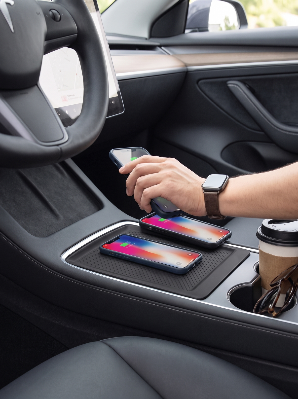 Tesla Console Wireless Charging Pad, stays on the coil corner after corner